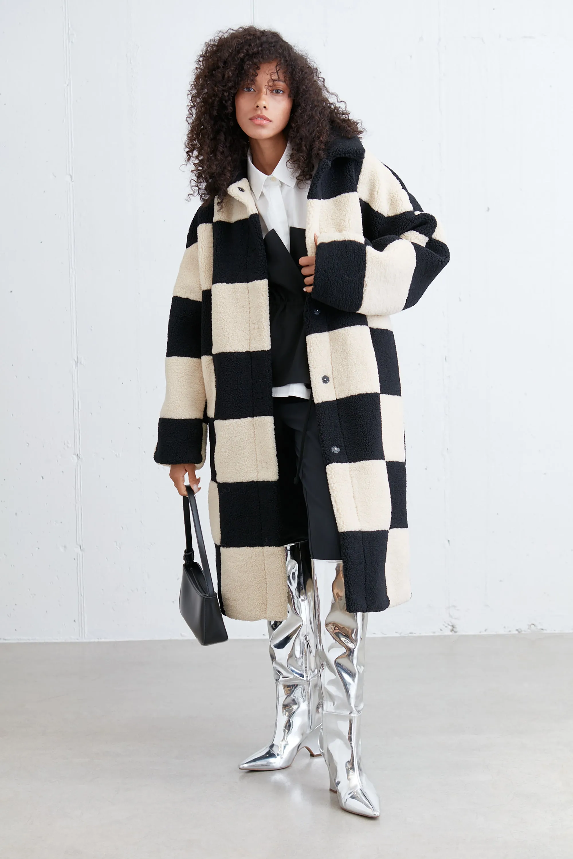 CHECKERED SHERPA COAT