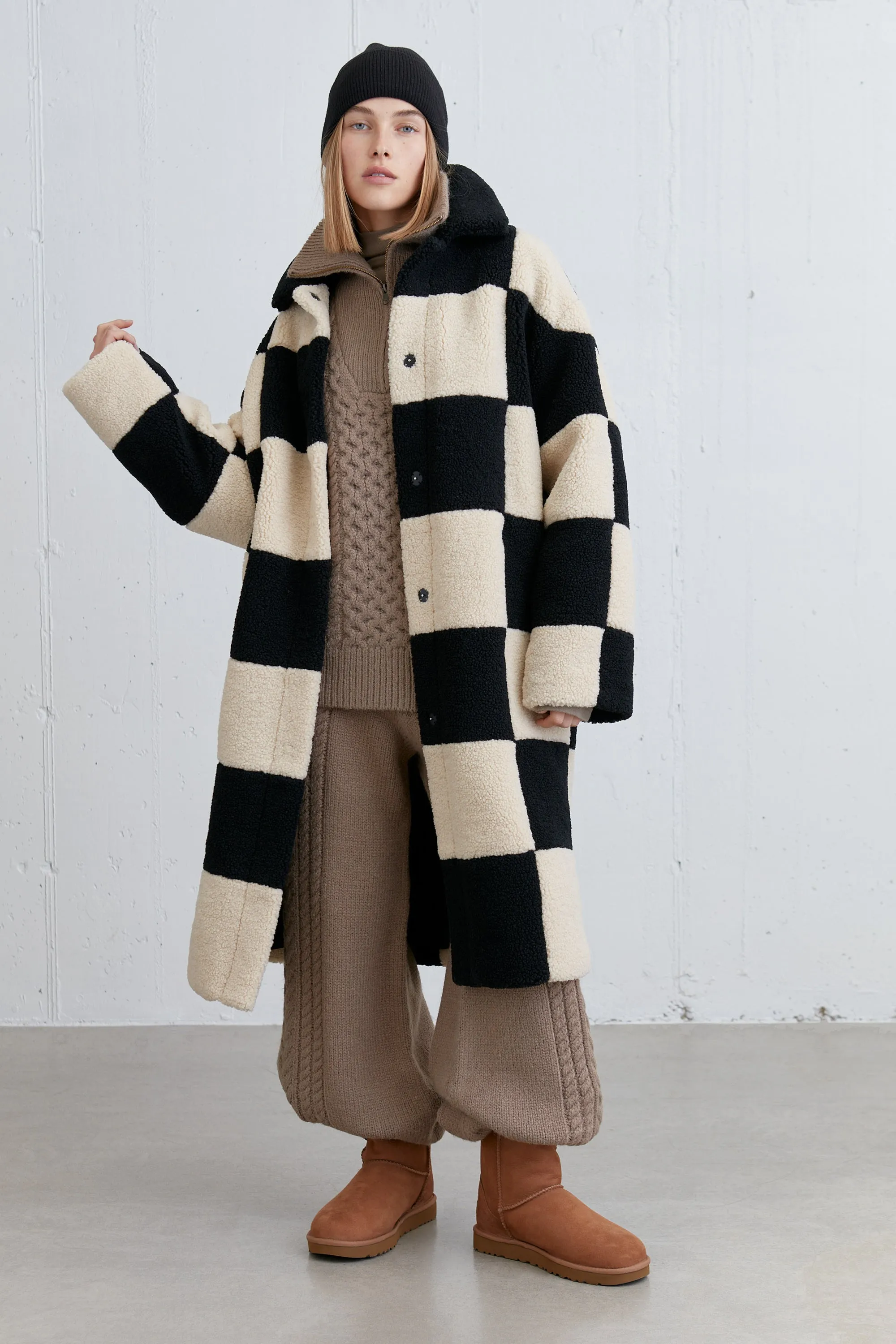 CHECKERED SHERPA COAT