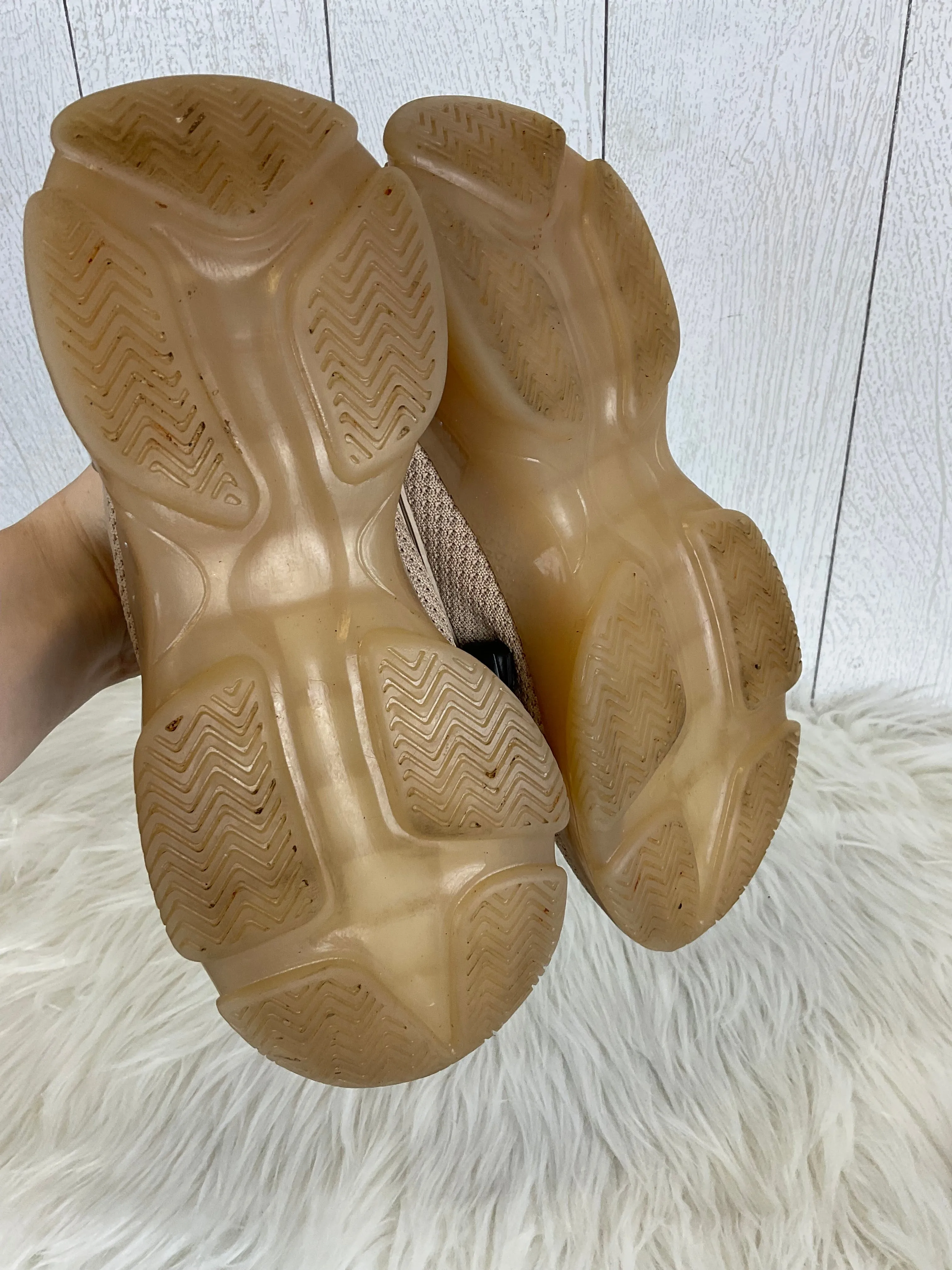 Cream Shoes Sneakers Steve Madden, Size 8