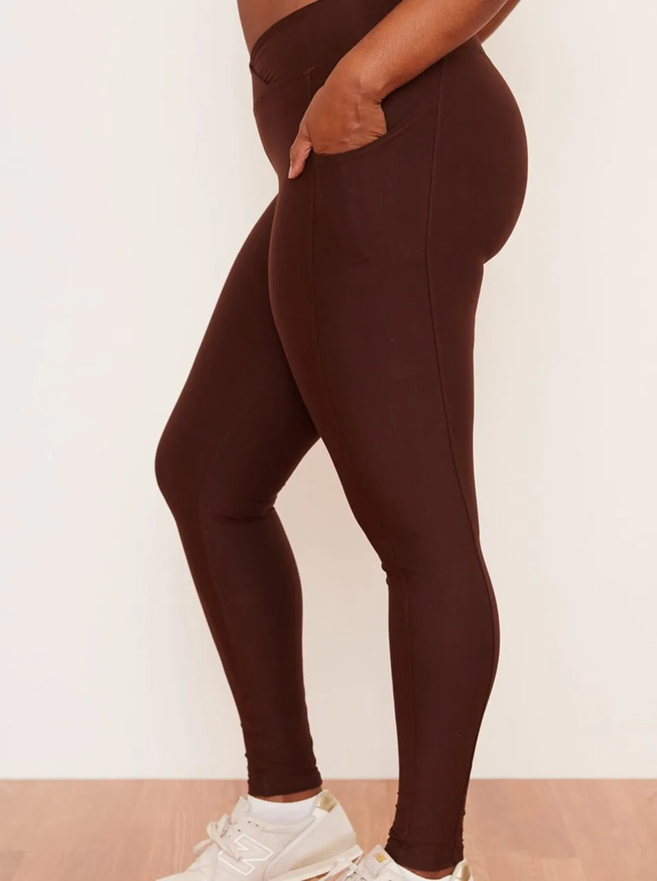 Crossover Pocket Legging - Chai